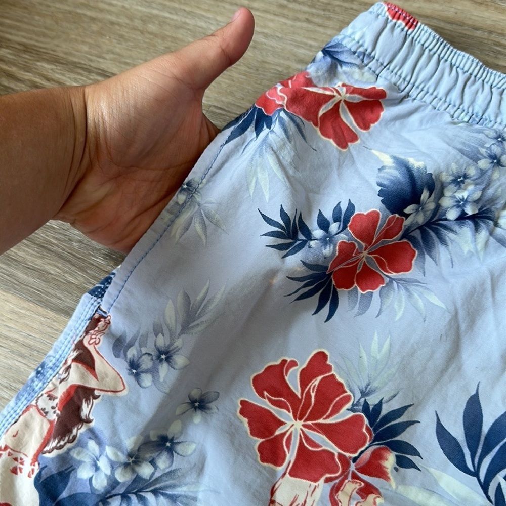 TOMMY BAHAMA RELAX BLUE HAWAIIAN GIRL SHORTS MENS LARGE - Picture 5 of 8